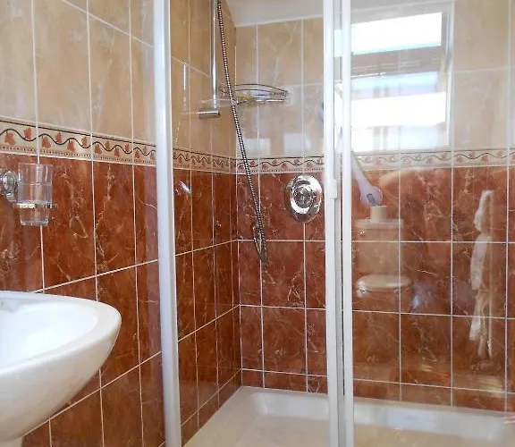 Seafield House Bed & Breakfast